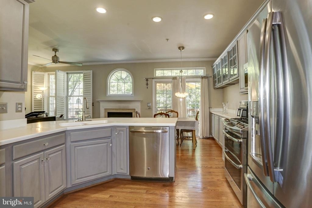 11906 Castlegate Court - Photo 15