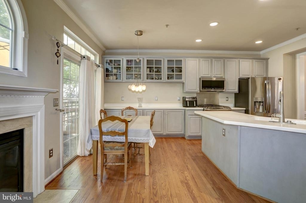 11906 Castlegate Court - Photo 13