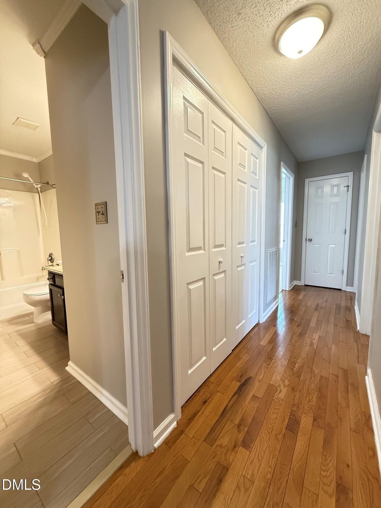 610 E Jones Avenue - Photo 7