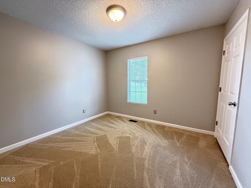 610 E Jones Avenue - Photo 13