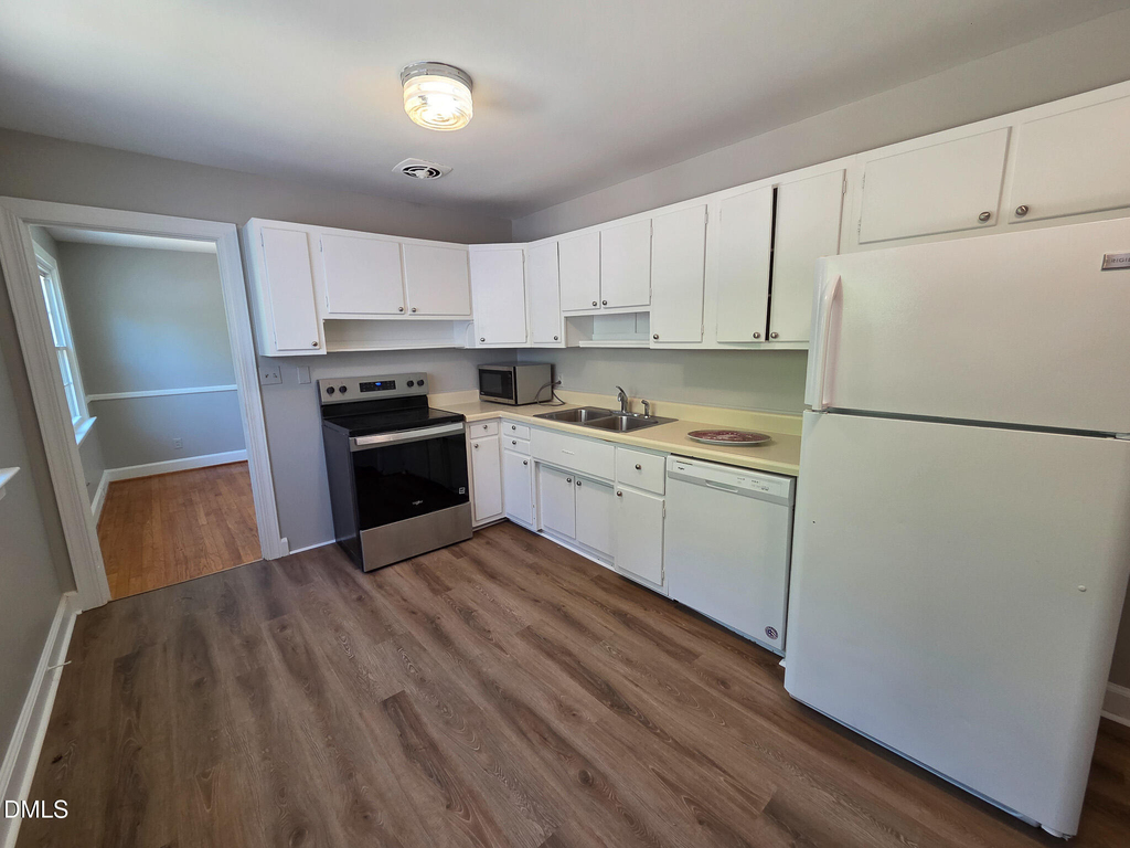 3428 Wade Avenue - Photo 20