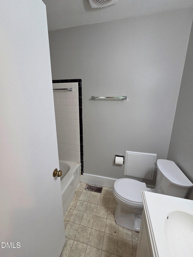 3428 Wade Avenue - Photo 25