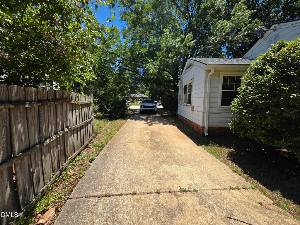 3428 Wade Avenue - Photo 29