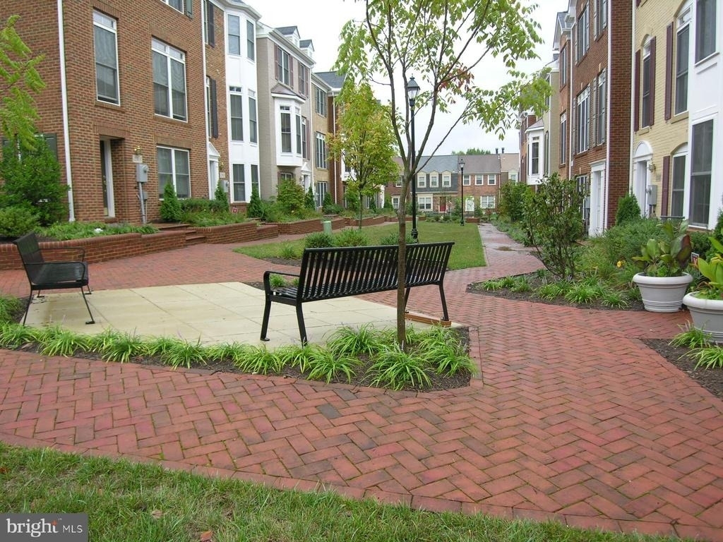 10600 Georgia Avenue - Photo 36