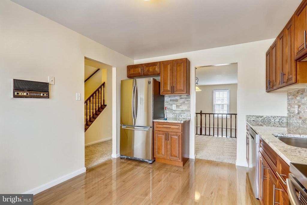 10600 Georgia Avenue - Photo 2