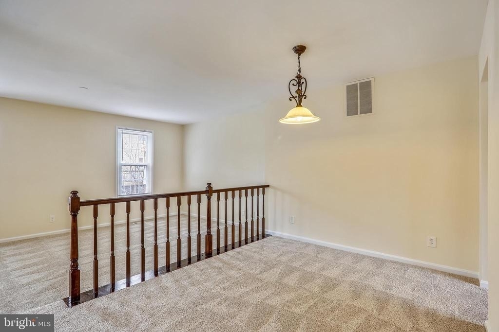 10600 Georgia Avenue - Photo 8