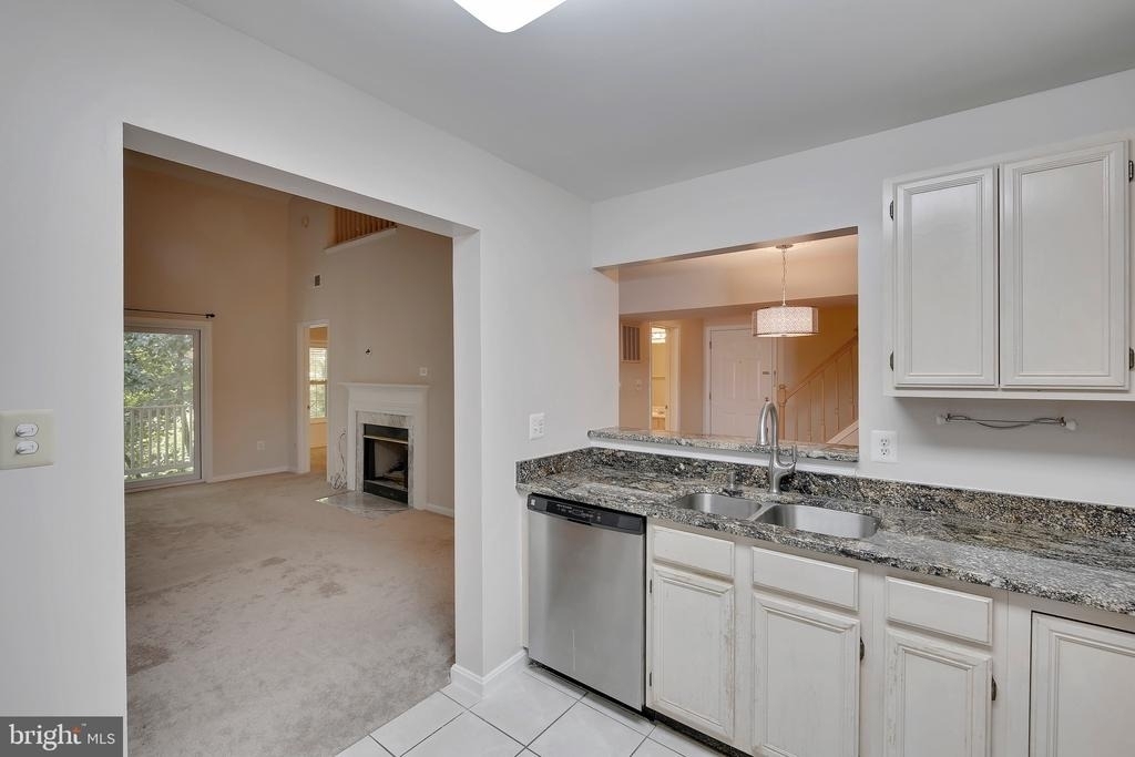 15305 Diamond Cove Terrace - Photo 2