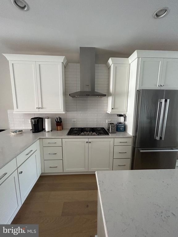 10324 Grosvenor Place - Photo 4