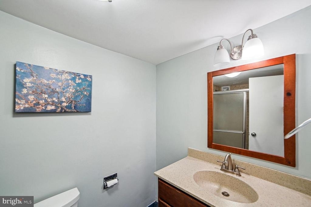 11801 Rockville Pike - Photo 8