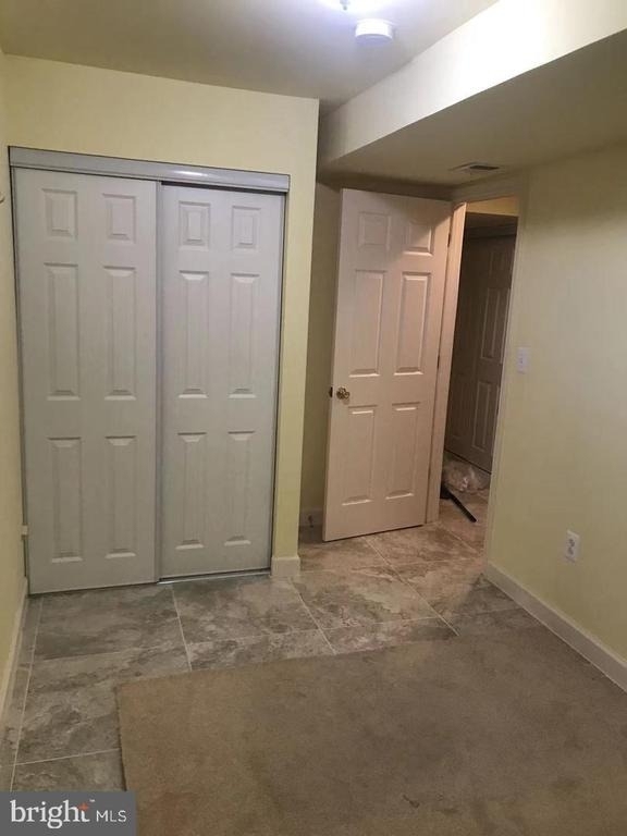 18621 Woodgate Place - Photo 10