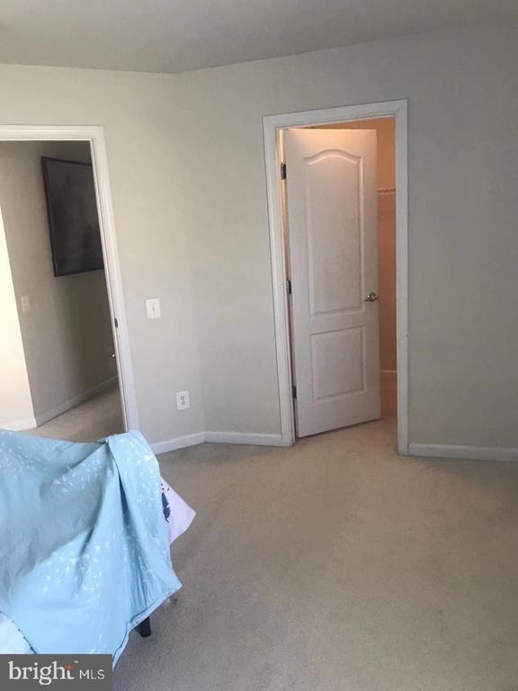 18621 Woodgate Place - Photo 11