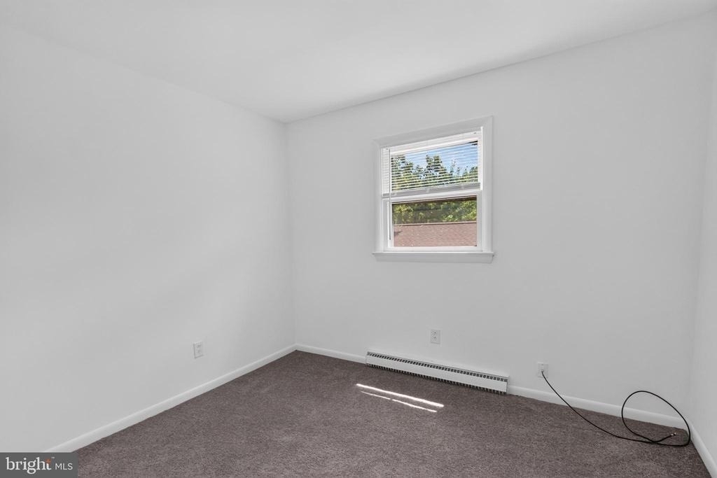 351 Calvert Street - Photo 10