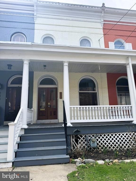 112 E 3rd Street - Photo 0