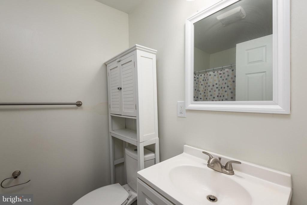 219 Willis Street - Photo 8