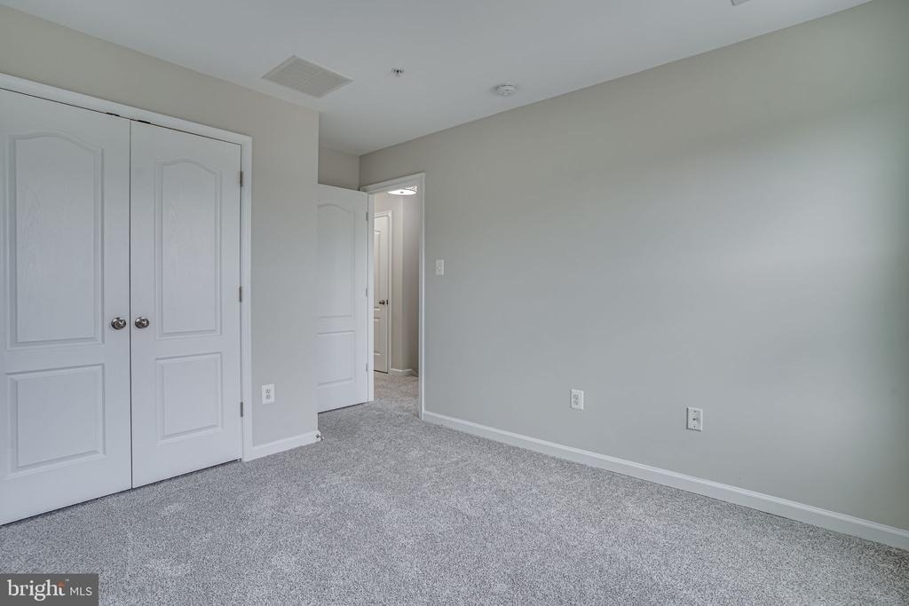 2895 Sedgemore Place - Photo 21