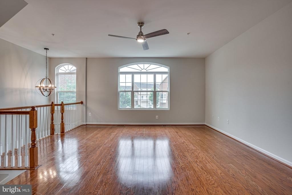 2895 Sedgemore Place - Photo 1
