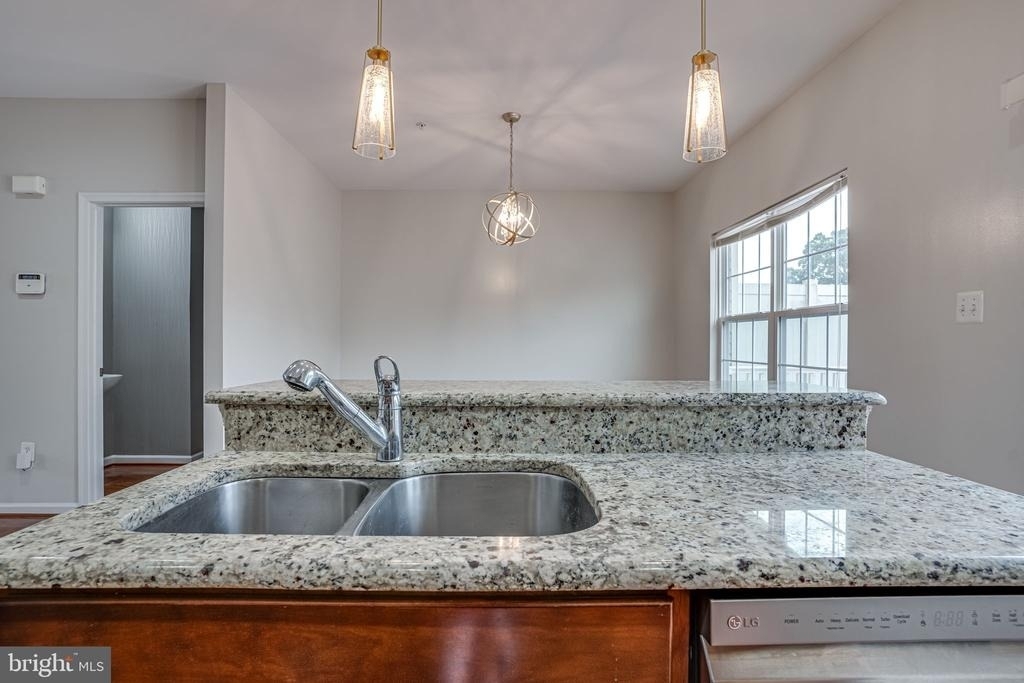 2895 Sedgemore Place - Photo 12