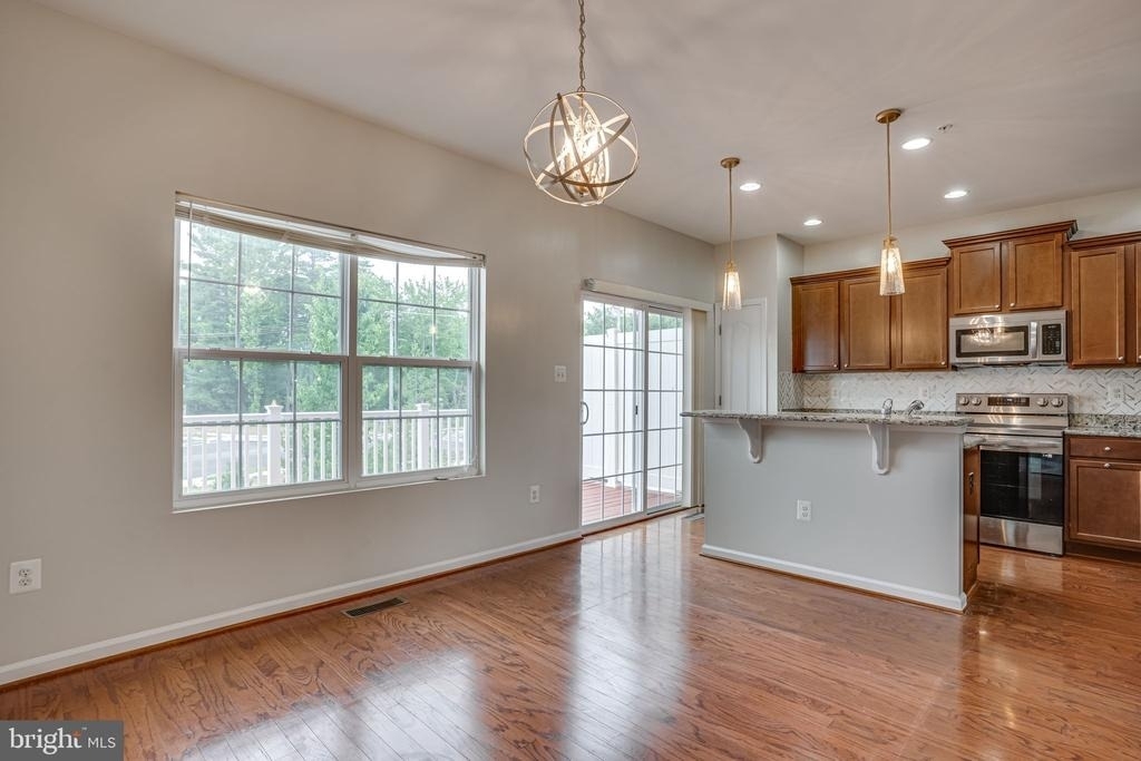 2895 Sedgemore Place - Photo 7