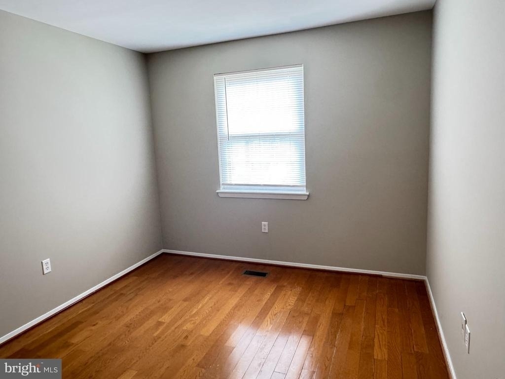 732 Wilton Farm - Photo 8