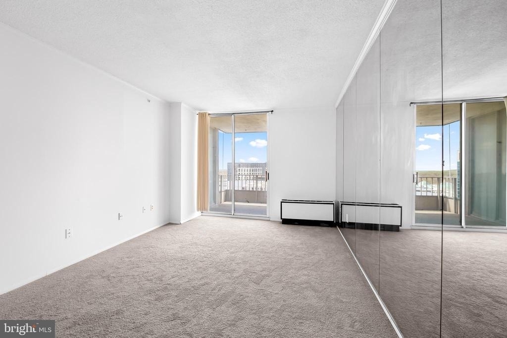 28 Allegheny Avenue - Photo 13