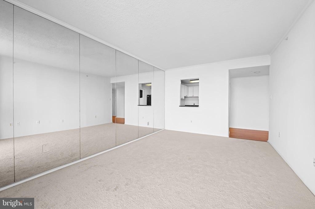 28 Allegheny Avenue - Photo 14