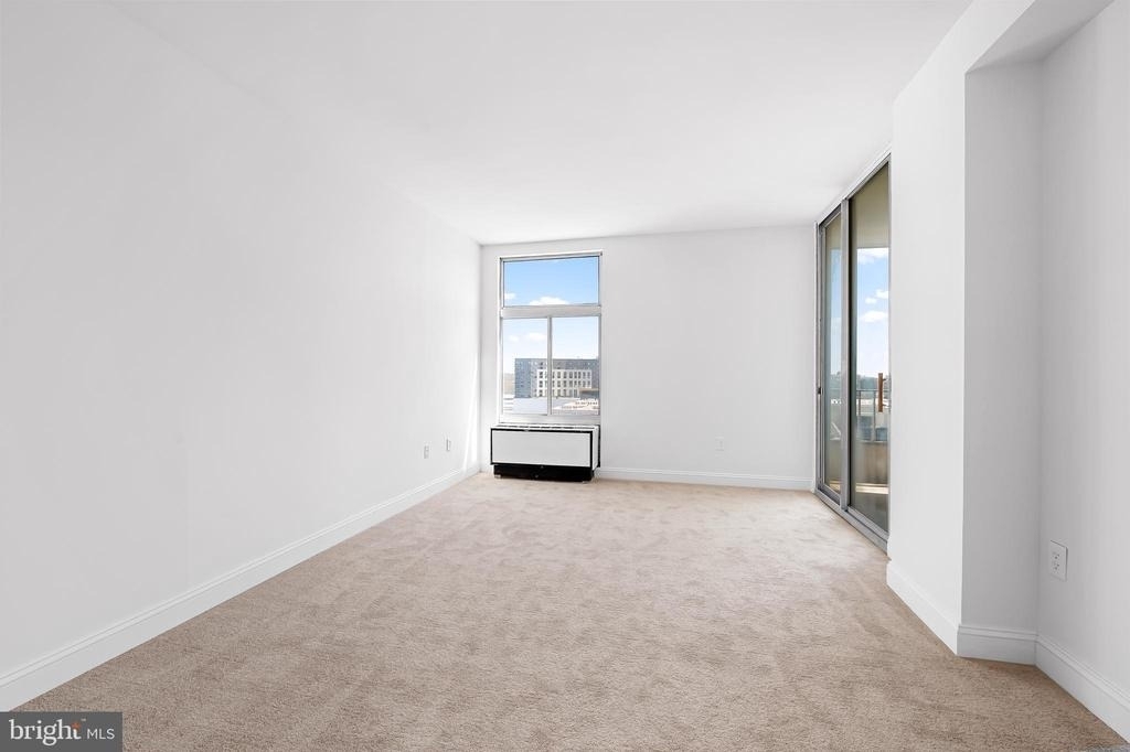 28 Allegheny Avenue - Photo 16