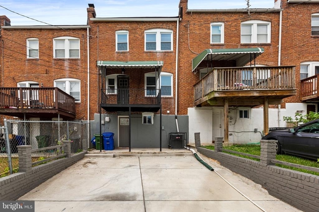 1015 Lyndhurst Street - Photo 31