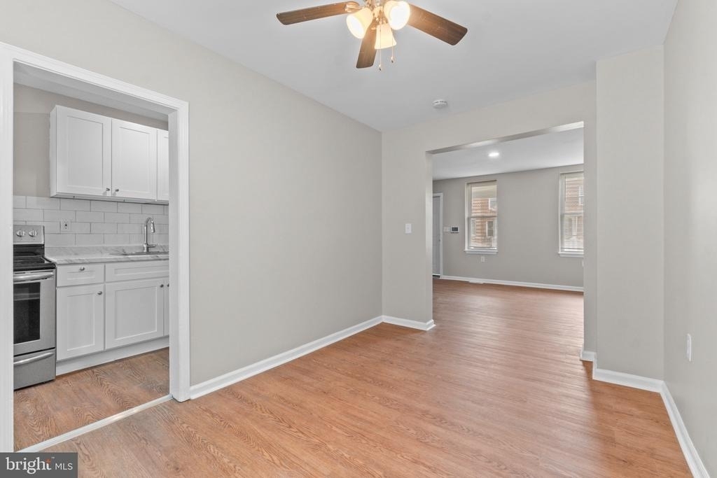 3427 Ravenwood Avenue - Photo 7
