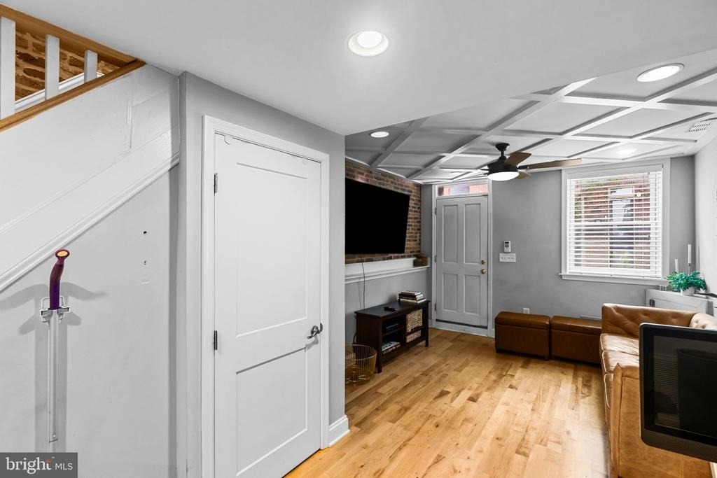 601 S Rose Street - Photo 11