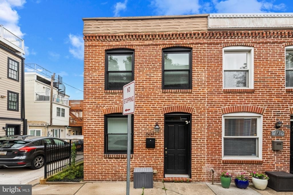 601 S Rose Street - Photo 35
