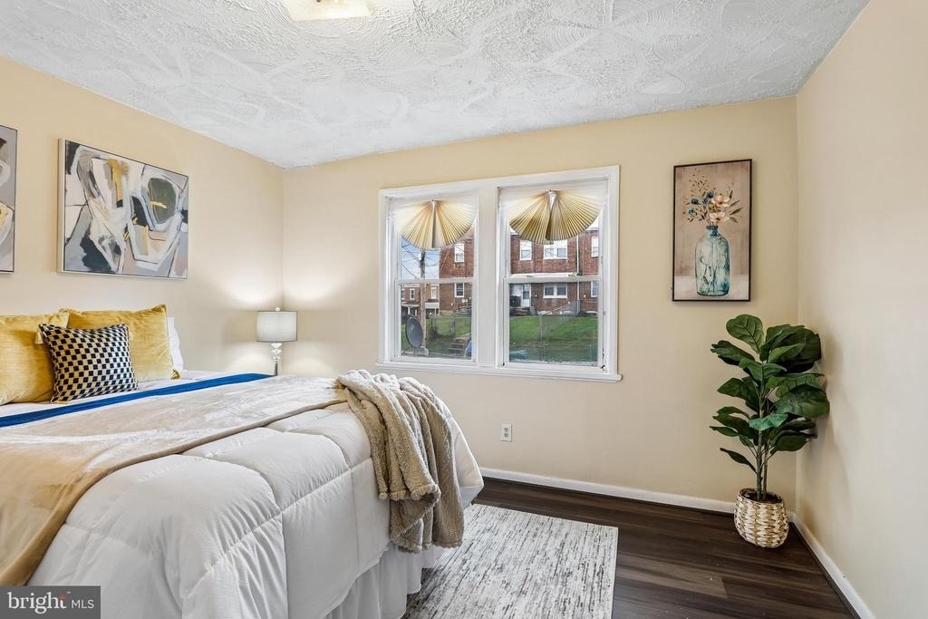 147 Denison Street - Photo 17