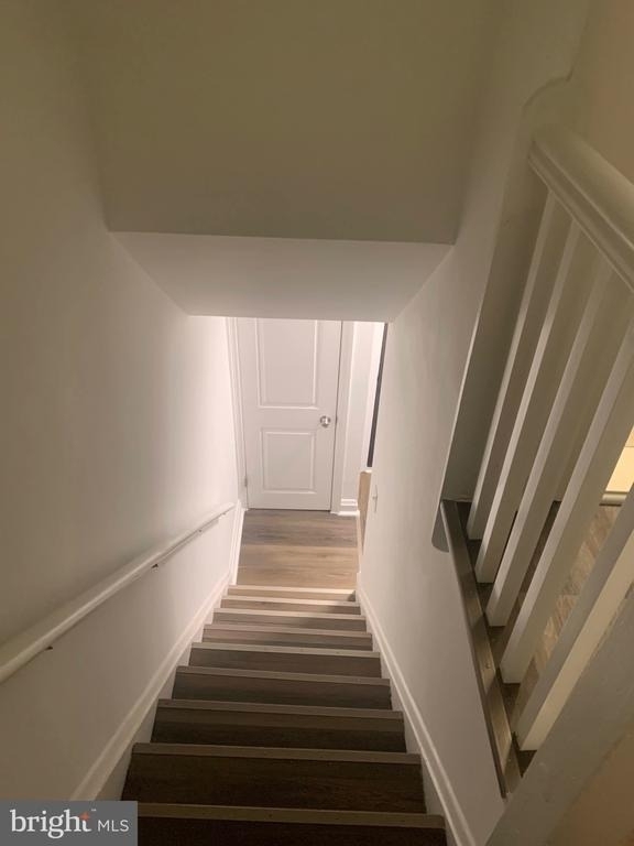 1008 E Lake Avenue - Photo 35