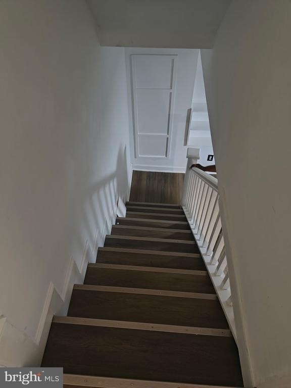 1008 E Lake Avenue - Photo 42