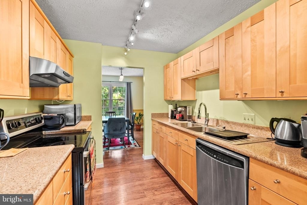 2114 Lang Drive - Photo 9