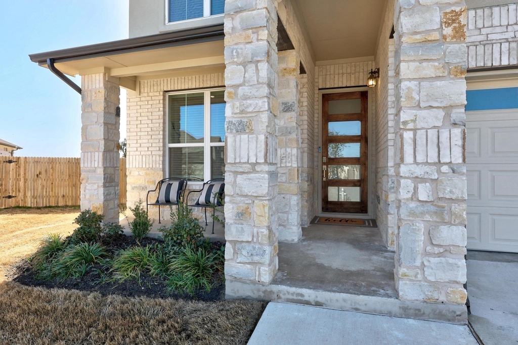 432 Tinto St - Photo 4