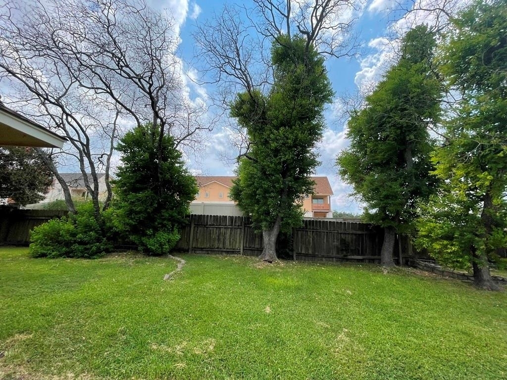 16719 Whitebrush Loop - Photo 35