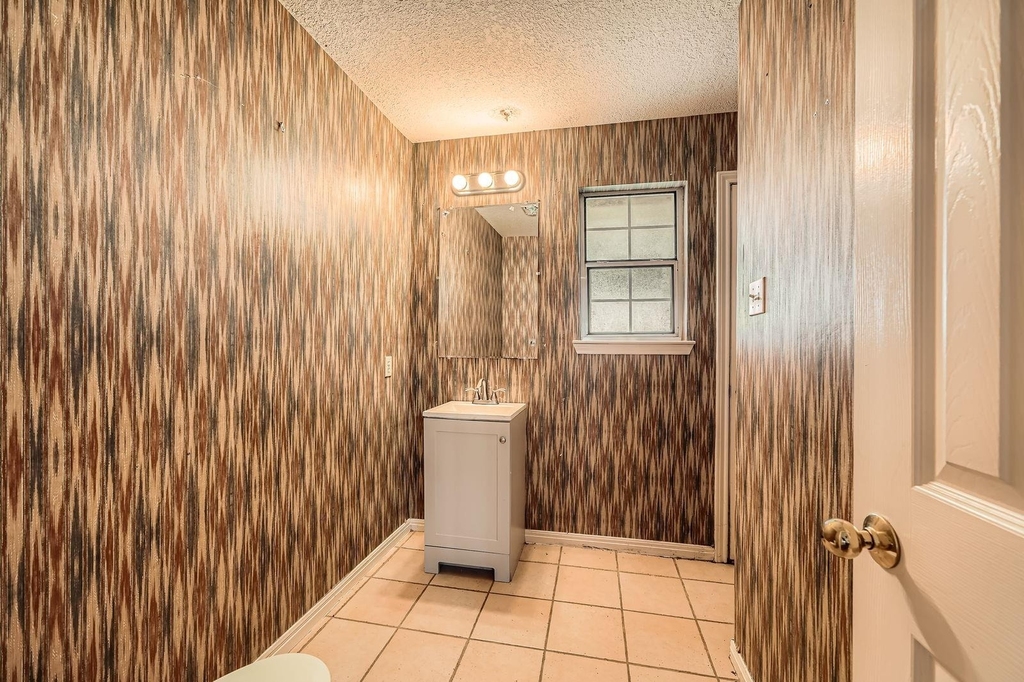 1850 County Road 105 - Photo 15