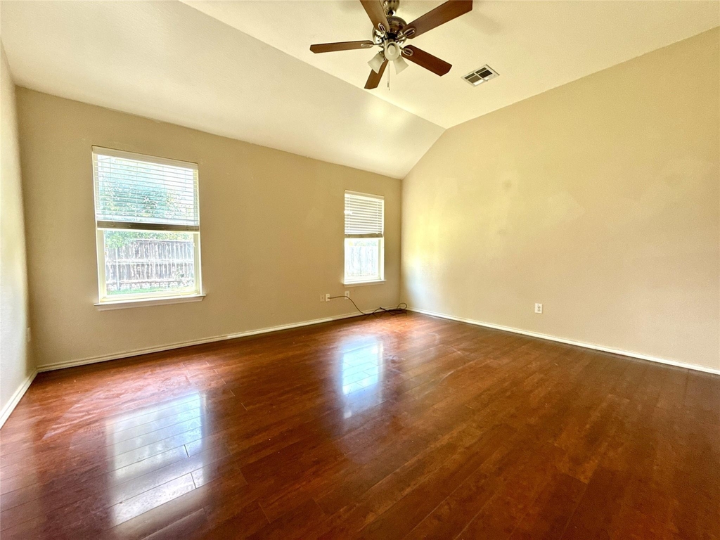 1213 Rainbow Parke Dr - Photo 10