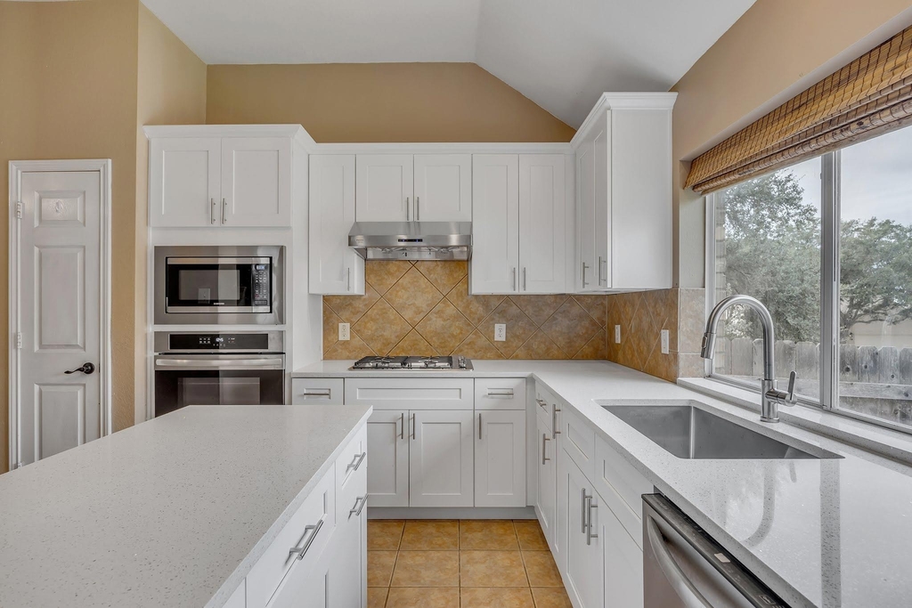 2726 Grimes Ranch Rd - Photo 22