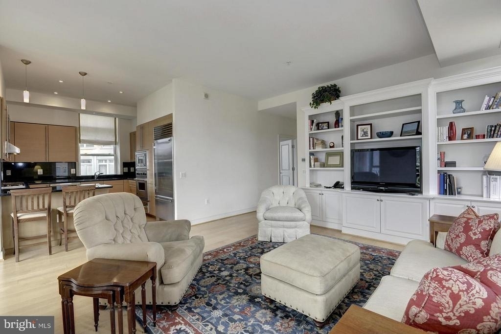 2425 L Street Nw - Photo 4