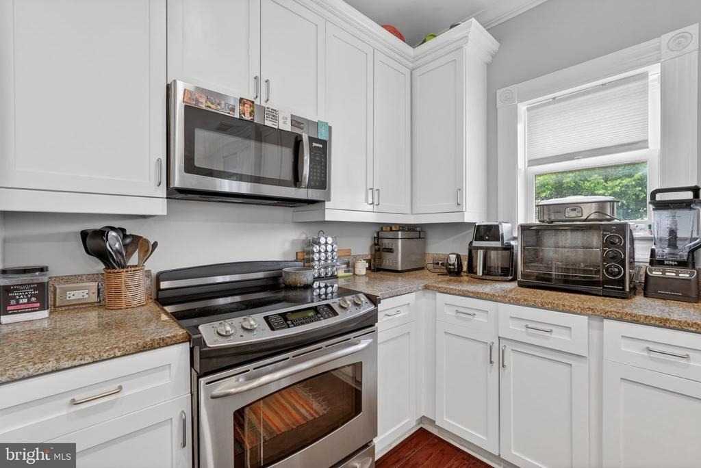 401 13th Street Ne - Photo 11