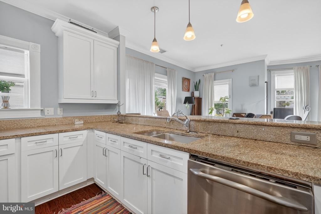 401 13th Street Ne - Photo 10