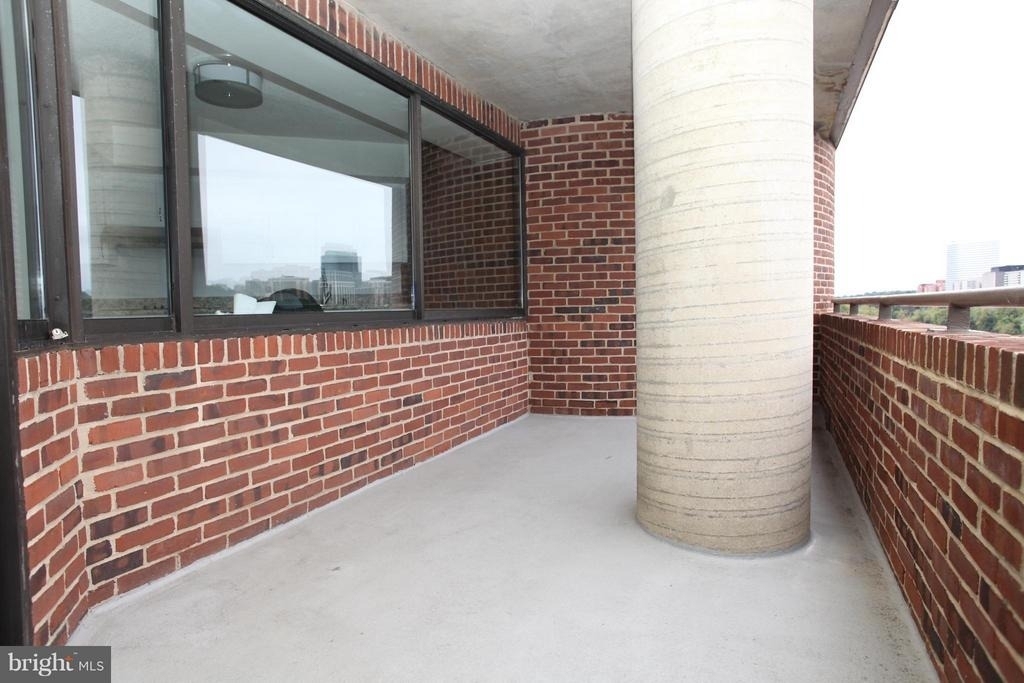 1015 33rd Street Nw - Photo 8