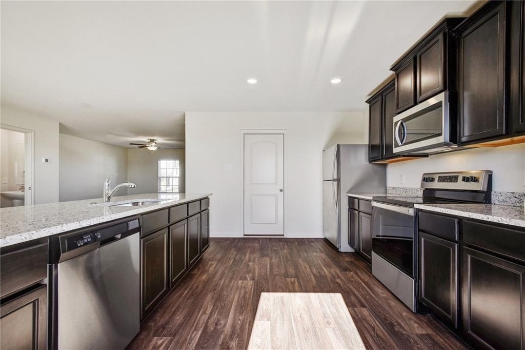 113 Sunnymeade Ln - Photo 3