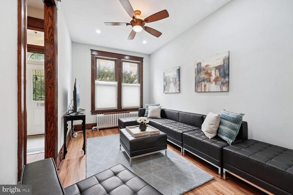 722 13th Street Se - Photo 3