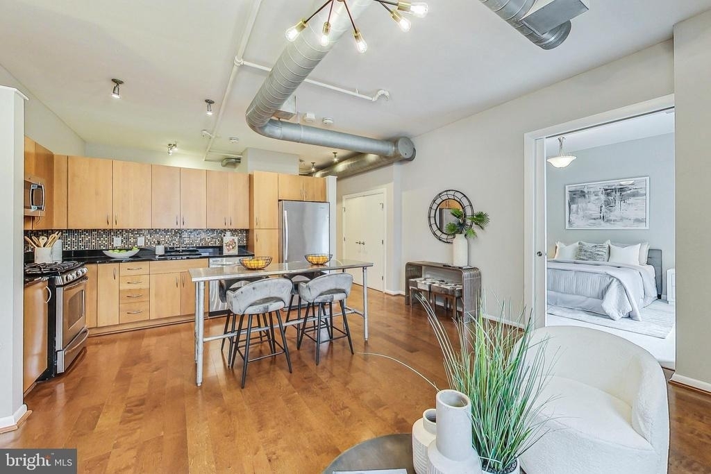 811 4th Street Nw - Photo 7