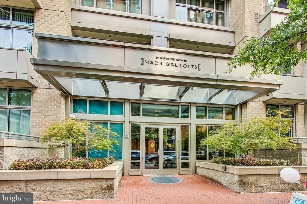 811 4th Street Nw - Photo 3