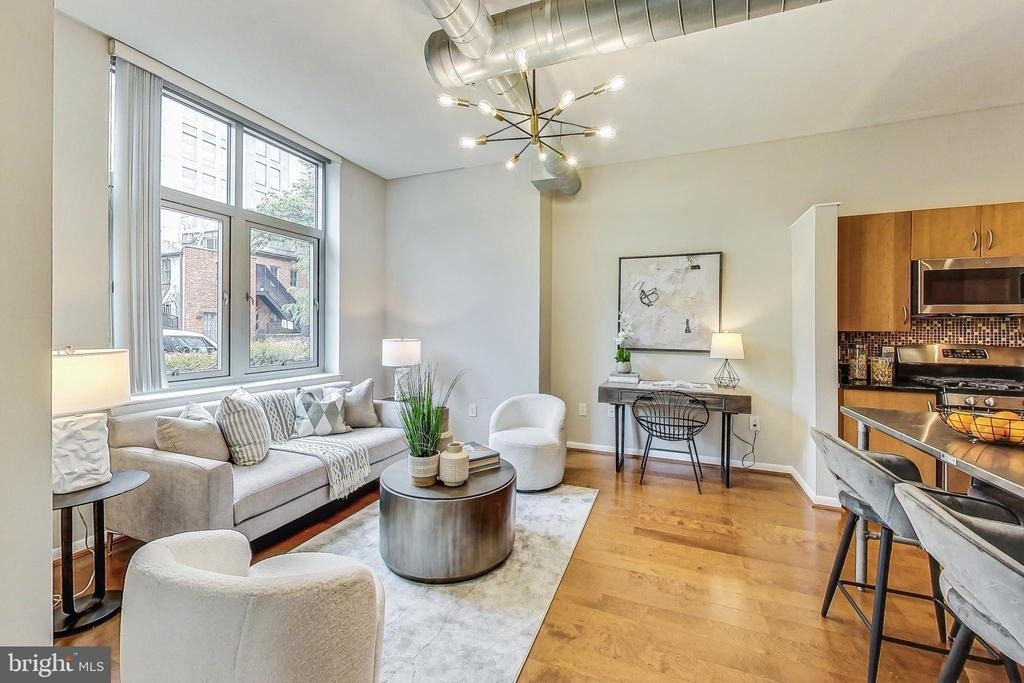 811 4th Street Nw - Photo 8
