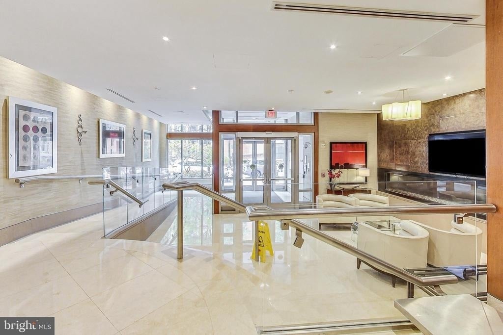 811 4th Street Nw - Photo 40