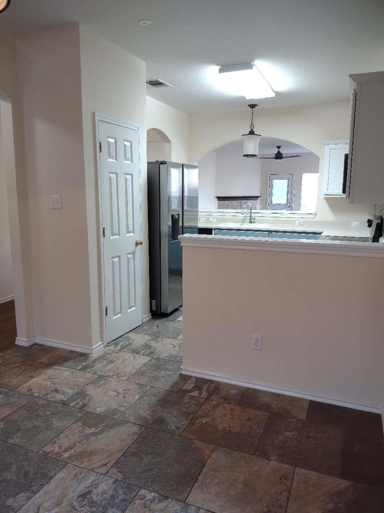 18208 Maxa Dr - Photo 17